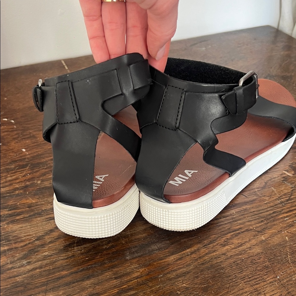 MIA Black and Tan Women's Sandals - Picture 5 of 5